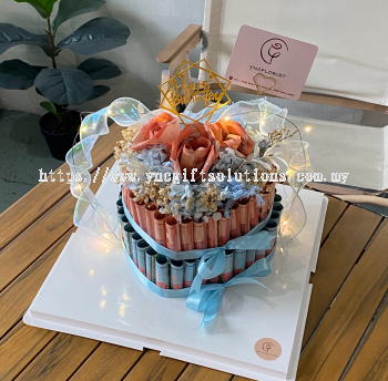 RM2500 Money Cake with Preserved Dry Flower