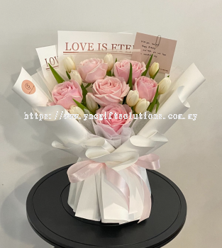 Fresh Pink Roses & White Tulip (16 stalks)