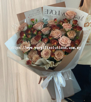 18stalks Fresh Cappuccino with Spray Roses