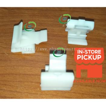 Proton Saga / Iswara Door Outer Moulding Clip (1 Pc)