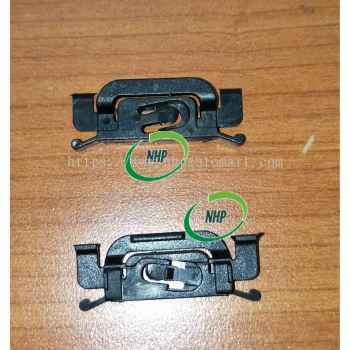 Honda Accord SA6Y Windscreen Clip H61