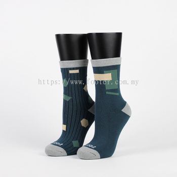 Geometric Patchwork Asymmetric Socks N227M