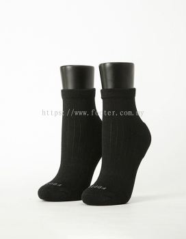 Retro Straight-Line Socks T47M