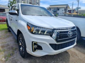 Toyota Hilux Double Cab 2.8 LE 4X4 (A) White - 2018