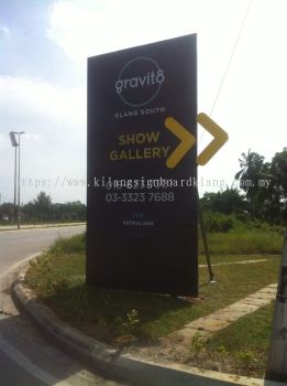 *Gravit 8* Direction Signage