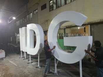 Aluminum giant big 3D box up lettering stand signage at dengkil sepang Kuala Lumpur