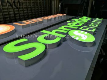 world one aluminium 3d led fronlit lettering signage signbaord at puchong kuala lumpur