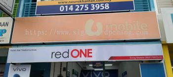 red one lightbox signage signboard at banting