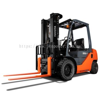 Sewaan Forklift 2.5 Tan Toyota - Penyelesaian Forklift Berpatutan