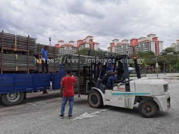 Forklift with Forklift Operator Rental for Moving