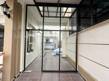 SHOPFRONT FIXED GLASS WITH TP DOOR AT TAMAN SERI AUSTIN