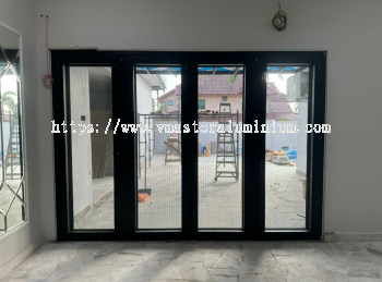 MASTER SERIES FOLDING DOOR WITH MESH AT BANDAR BARU UDA