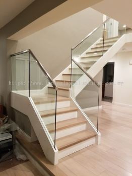 IPGRSS-12 12mm Tempered Glass Railing-Staircase (With Stainless Steel Handle) | Glass Contractor at Bukit Raja, Setia Alam, Alam Impian