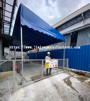 Mesh Folding Gate In Warehouse