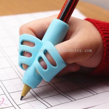 Writing Correction Tool Pencil Holder Grip Pencil Orthosis 握笔矫正器 (Ready Stock)-sg003