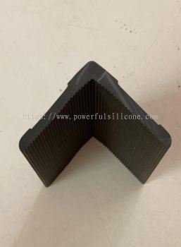 Rubber L Angle Bar Black