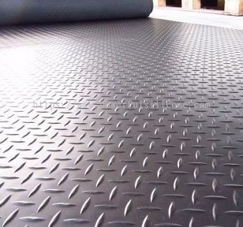 Checker Plate Rubber Flooring Mat