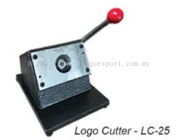 10 - ACCESSORIES (Pg 219-226)