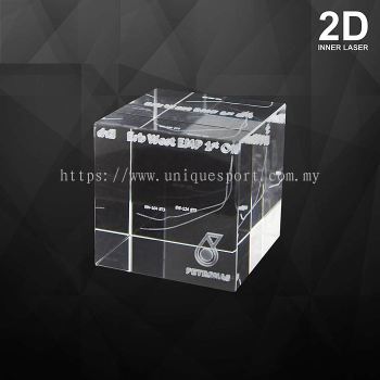 9212 - CYSTAL PAPER WEIGHT