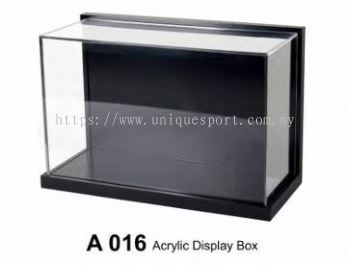 A 016 - CLEAR ACRYLIC BOXES
