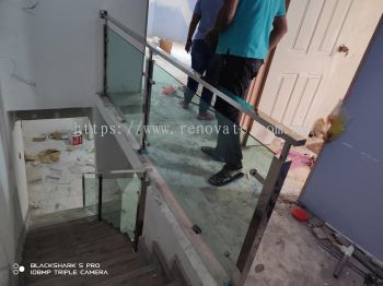 Staircase Tempered Glass Railing