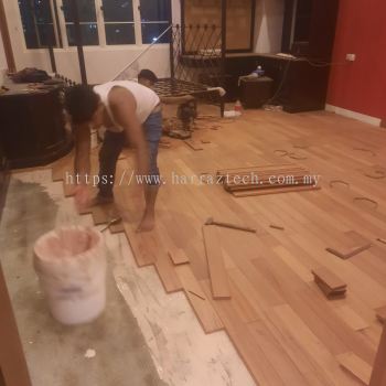 Installation of Wood Veneer Flooring at Jalan SS 22A/5 Damansara