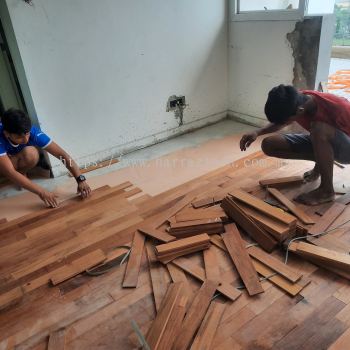 Installation of Wood Veneer Floor at 280 Park Homes