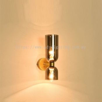 E177 Gold Glass Wall Lamp