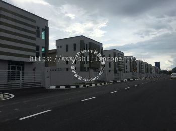 [FOR RENT] 2.5 Storey Detached Factory At Taman Iks Simpang Ampat, Simpang Ampat