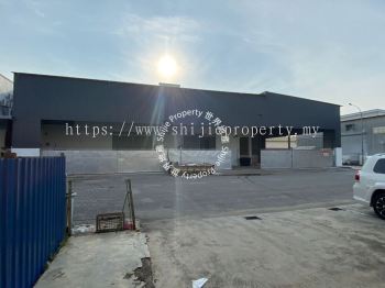 [FOR RENT] 1.5 Storey Light Industrial Factory Corner Unit At Kawasan Industri Ringan Permatang Tinggi, Permatang Tinggi