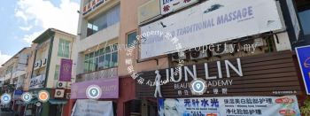 [FOR RENT] 3 Storey Shop Office End Unit (1/F) At Pusat Perniagaan Raja Uda, Butterworth