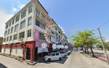 [FOR RENT] 3 Storey Shop Office End Unit (G/F) At Pusat Perniagaan Raja Uda, Butterworth