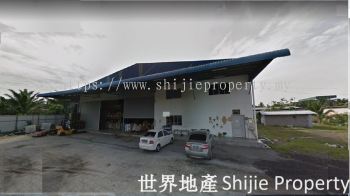 [FOR SALE] 1.5 Storey Detached Factory At Taman Paboi, Simpang Ampat