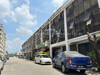 [FOR SALE] 3 Storey Shop Office At Taman Impian Ria, Alma