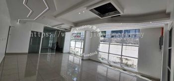 [FOR RENT] 2 Storey Semi-Detached Shop At  Kawasan Perusahaan Raja Uda, Butterworth