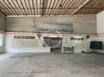 [FOR RENT] 1.5 Storey Semi-Detached Factory At Kawasan Perusahaan Sungai Tukang, Sungai Petani