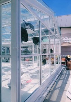 SHOPFRONT GLASS | GLASS STOREFRONT klang,setia alam,shah alam,cyberjaya,damansara,petaling jaya,bentong,dengkil,banting,jemjarom