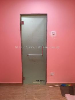 SHOWER SCREEN SPECIALIST | SHOWER SCREEN DOOR MAKER | FROSTED GLASS SHOWER SCREEN klang,setia alam,shah alam,cyberjaya,damansara,petaling jaya,bentong,dengkil,banting,jenjarom,subang