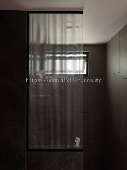 shower screen