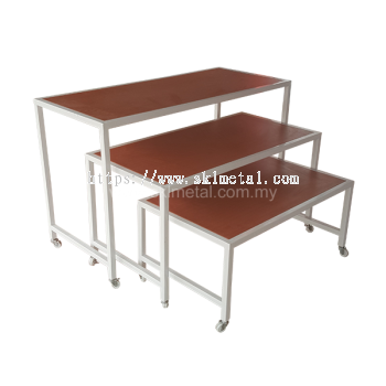 Oppa 3 Step Table with Roller