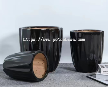 Ceramic Pot PC1247-19362 Nordic Ceramic Flowerpots For Household Black Simple Living Room Green Plants Special Flowerpots 北欧陶瓷花盆家用黑色简约客厅绿植专用花盆 Pasu Bunga Seramik Nordic Untuk Isi Rumah Hitam Sederhana Ruang Tamu Tumbuhan Hijau Pasu Bunga Khas