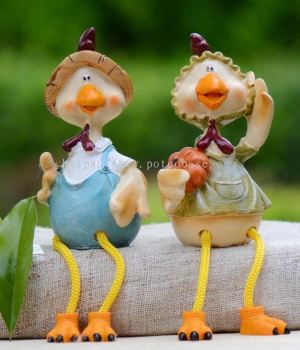 Modern Chicken Home Decoration  PC1247-31010 American chicken couple ornaments study decoration ornaments resin crafts living room ornaments wedding gifts