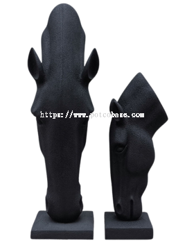 FRP Fiberglass Creative Nordic Horse Head Ornaments, Modern Simple Living Room Decorations, Hotel Black Sandstone Flower Arrangement, Floor-Standing Decorations 创意北欧马头摆件现代简约客厅装饰品酒店黑砂岩插花器落地摆设 Hiasan Kepala Kuda Nordic Yang Kreatif, Hiasan Ruang Tamu Ringkas Moden, Gubahan Bunga Batu Pasir Hitam Hotel, Hiasan Berdiri Di Lantai