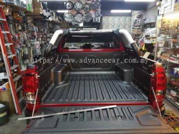 HILUX ROOL BAR