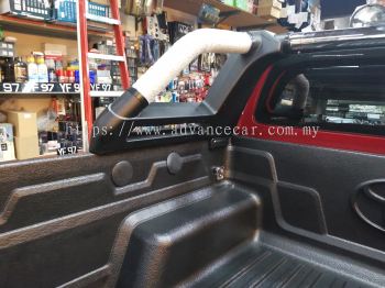 HILUX ROOL BAR