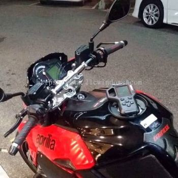 Aprilia Shiver 750