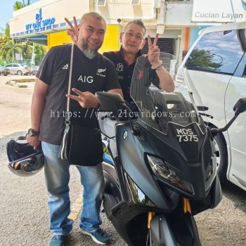 Yamaha TMAX Teah MAX 560