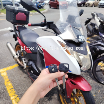 Honda Integra 700