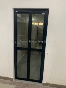 Bifold door - GLASS