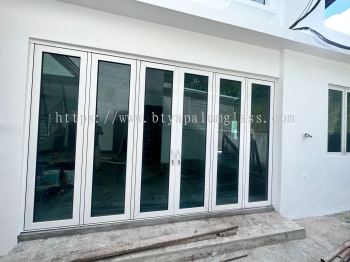 Folding Door